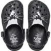 Classic Clog för småbarn med motiv från ”The Nightmare Before Christmas” Classic Clog för småbarn med motiv från ”The Nightmare Before Christmas”