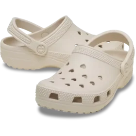 Classic Clog med hjärtformade utskärningar