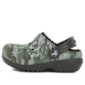 Clogs med rund tå och kamouflage-tryck ”Green Brown”