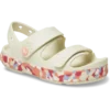 Crocband™ Cruiser Glow Confetti-bandsandal för barn. Crocband™ Cruiser Glow Confetti-bandsandal för barn.
