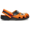 Crocs x Naruto Classic Clogs ”Orange Black”