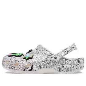 Crocs x Steven Harrington Classic Clogs ”Quickstrike – Vit Svart”