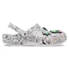 Crocs x Steven Harrington Classic Clogs ”Quickstrike – Vit Svart”