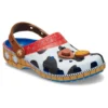 Crocs x Toy Story Classic Clog ”Woody”