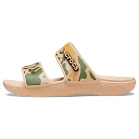 Klassiska Crocs-tryckta kamouflage ”Tan Green”