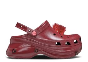 Louane x Wmns Classic Bae Clog ’Red Rose’