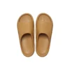 Mellow-tofflor ”Sand”