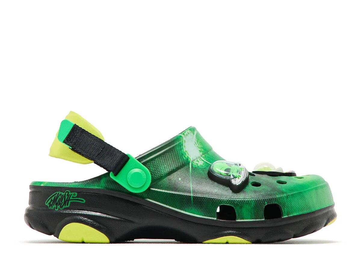 Ron English x All-Terrain Clog Kids ”Area 54 – Green Galaxy” Ron English x All-Terrain Clog Kids ”Area 54 – Green Galaxy”