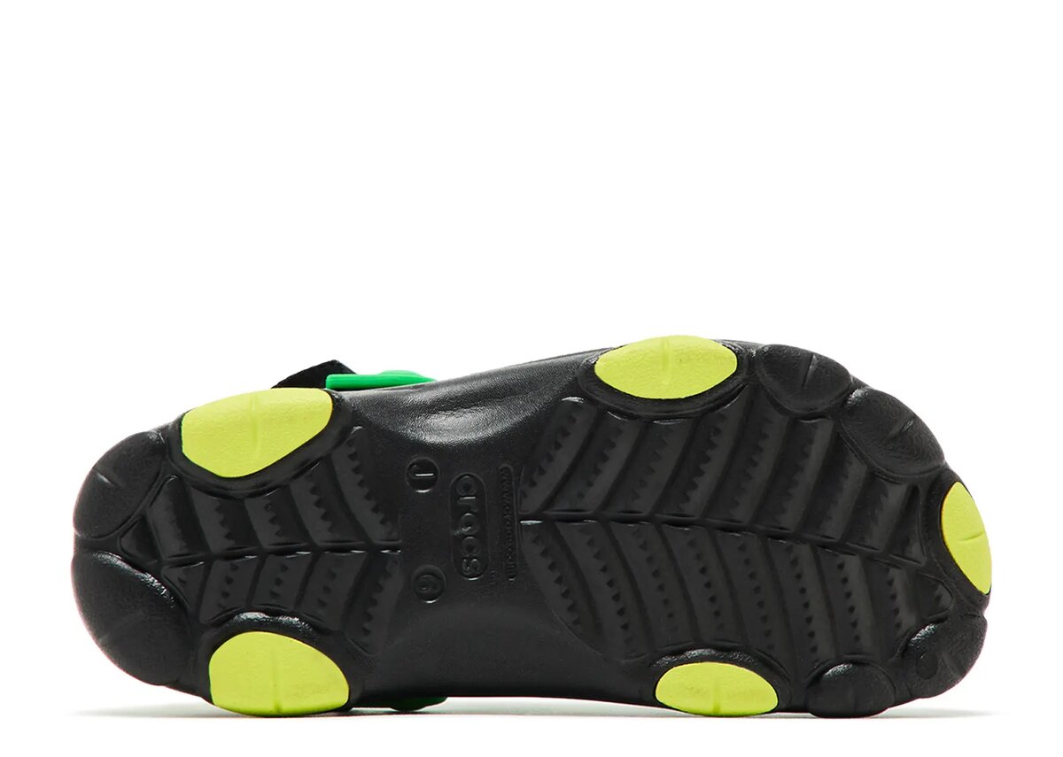 Ron English x All-Terrain Clog Kids ”Area 54 – Green Galaxy” Ron English x All-Terrain Clog Kids ”Area 54 – Green Galaxy”