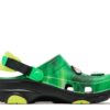 Ron English x All-Terrain Clog Kids ”Area 54 – Green Galaxy” Ron English x All-Terrain Clog Kids ”Area 54 – Green Galaxy”
