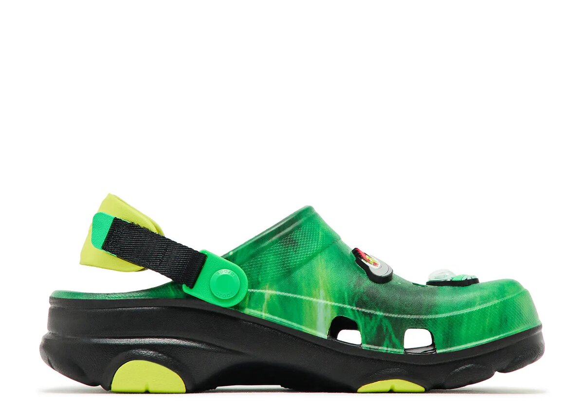 Ron English x All-Terrain Clog Kids ”Area 54 – Green Galaxy” Ron English x All-Terrain Clog Kids ”Area 54 – Green Galaxy”