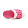 Små Crocs-sandaler för utomhusbruk med platta skor i rosa