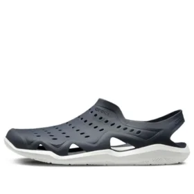 Svarta vita Sandaler
