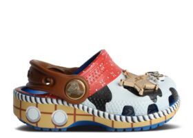 Toy Story x Classic Clog för småbarn ”Woody”